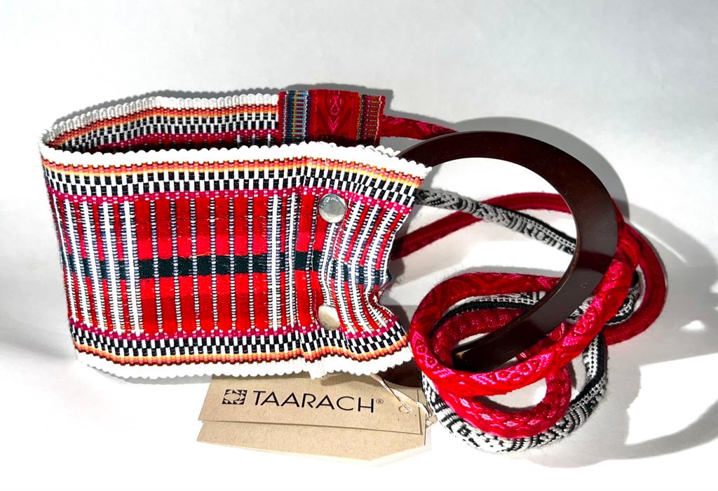 ÍKIAK BELT