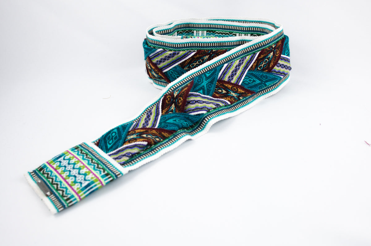AKÁJIK BELT